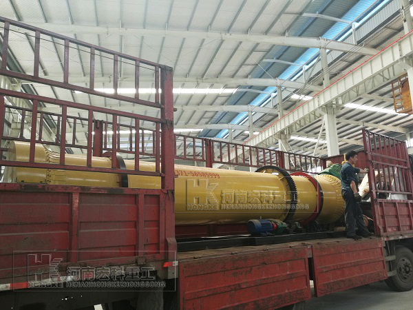   福建的用戶，你采購的雞糞烘干機(jī)已發(fā)貨，請(qǐng)注意查收