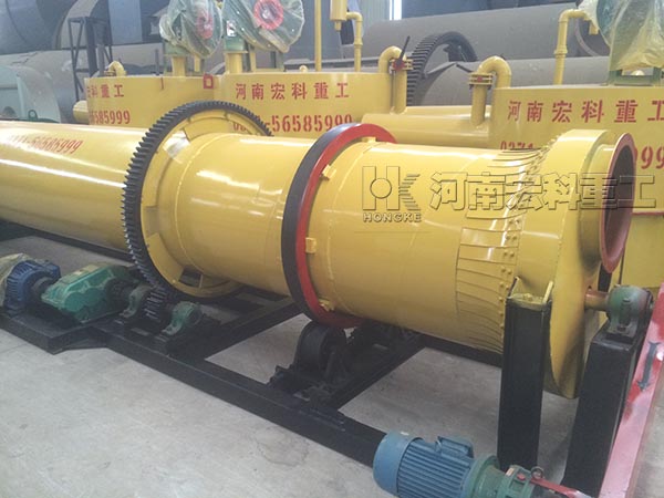  山東的客戶，您采購的0.8x6m雞糞烘干機(jī)已發(fā)出
